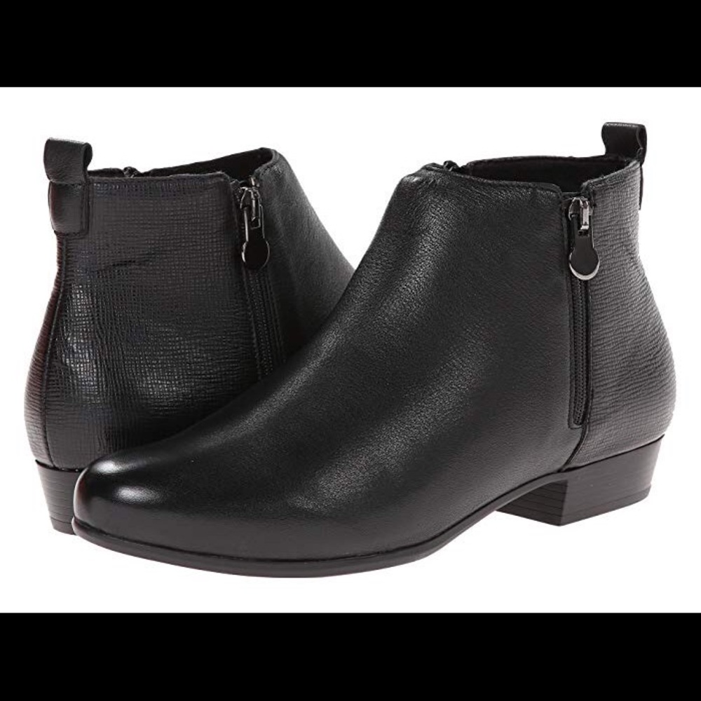 Munro Lexi Booties size 8